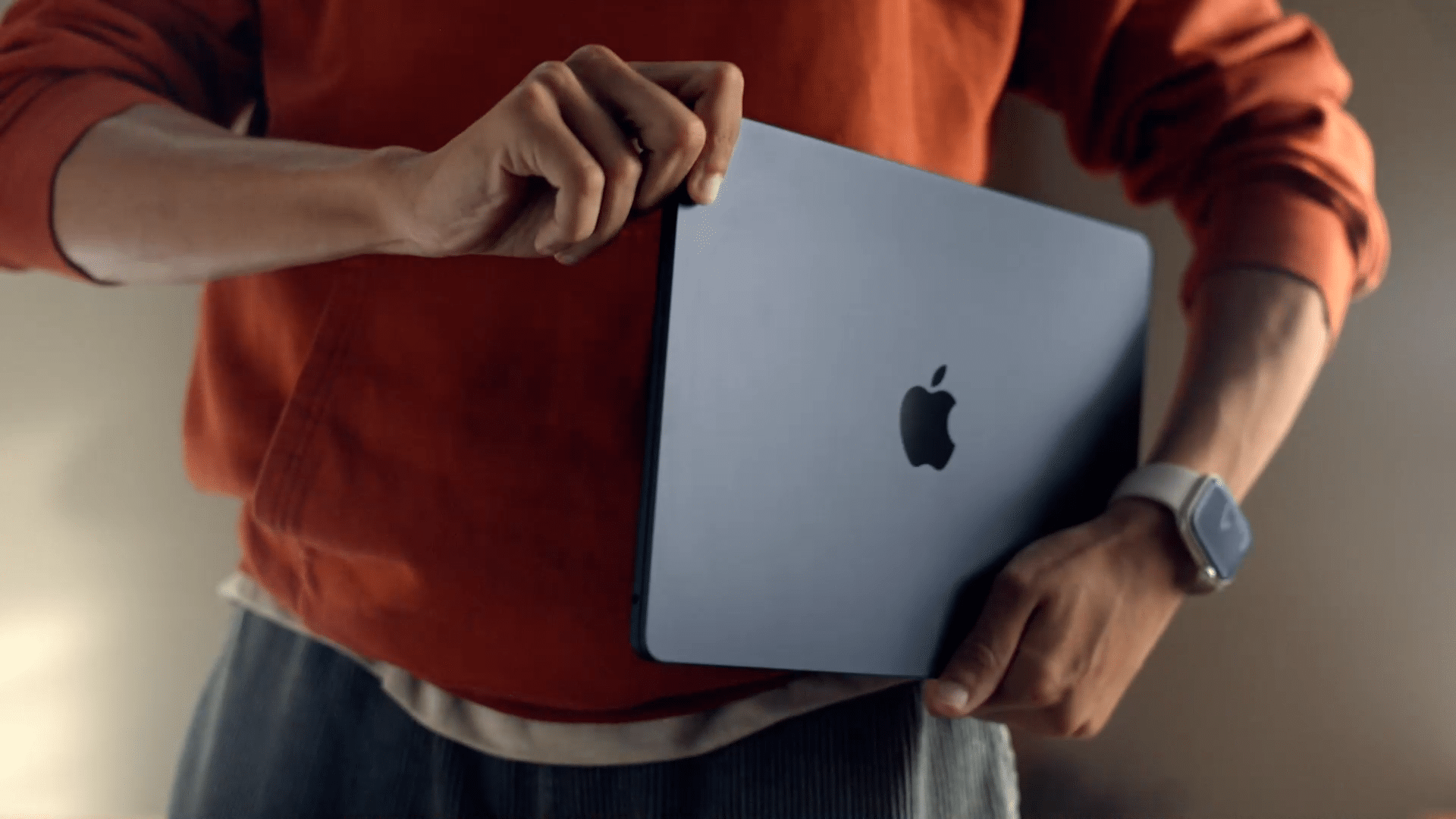 Apple Upgrades MacBook Air and MacBook Pro with New M2 Chip