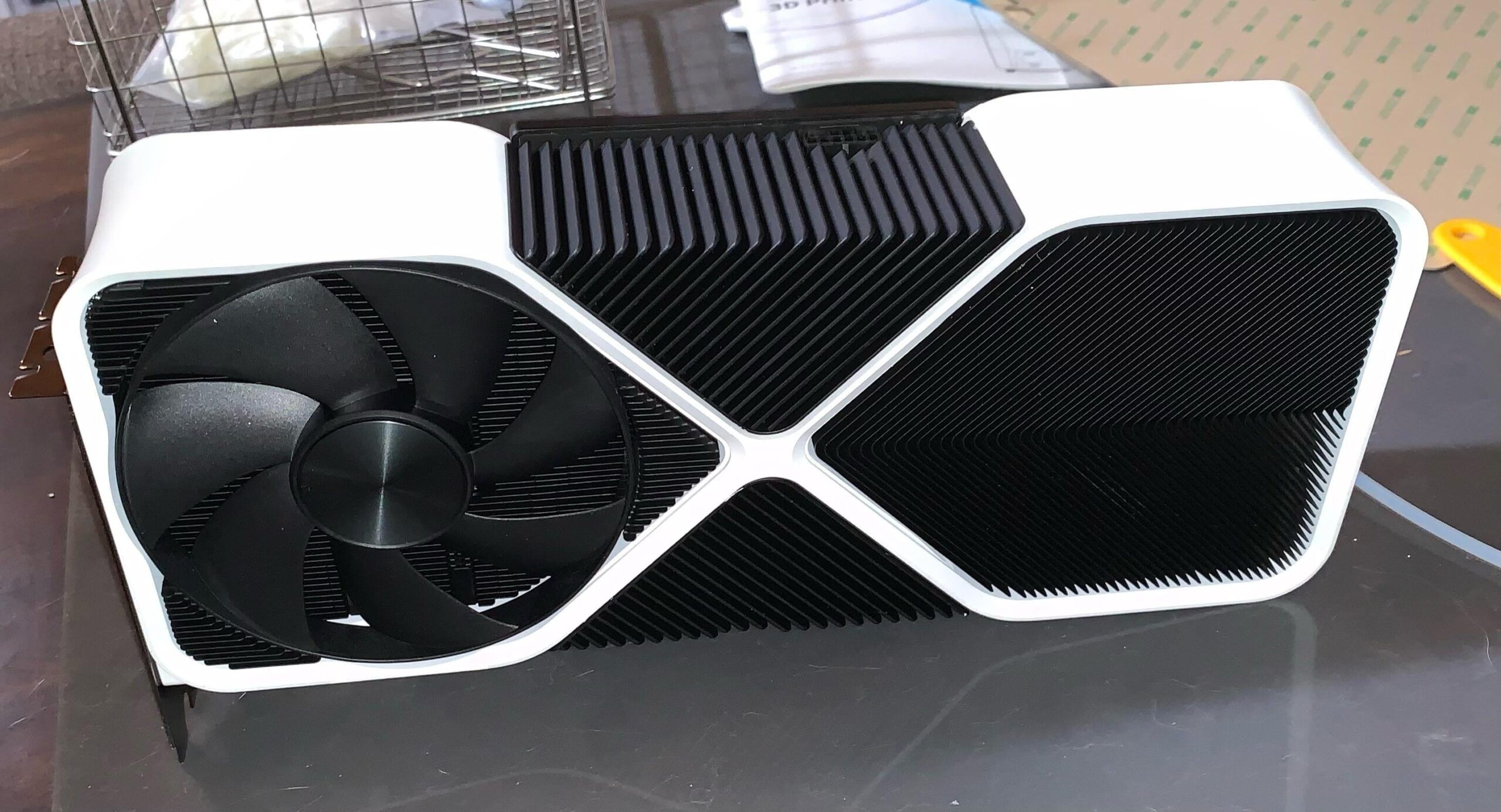 Someone Made NVIDIA's RTX 4080 Founders Edition In White