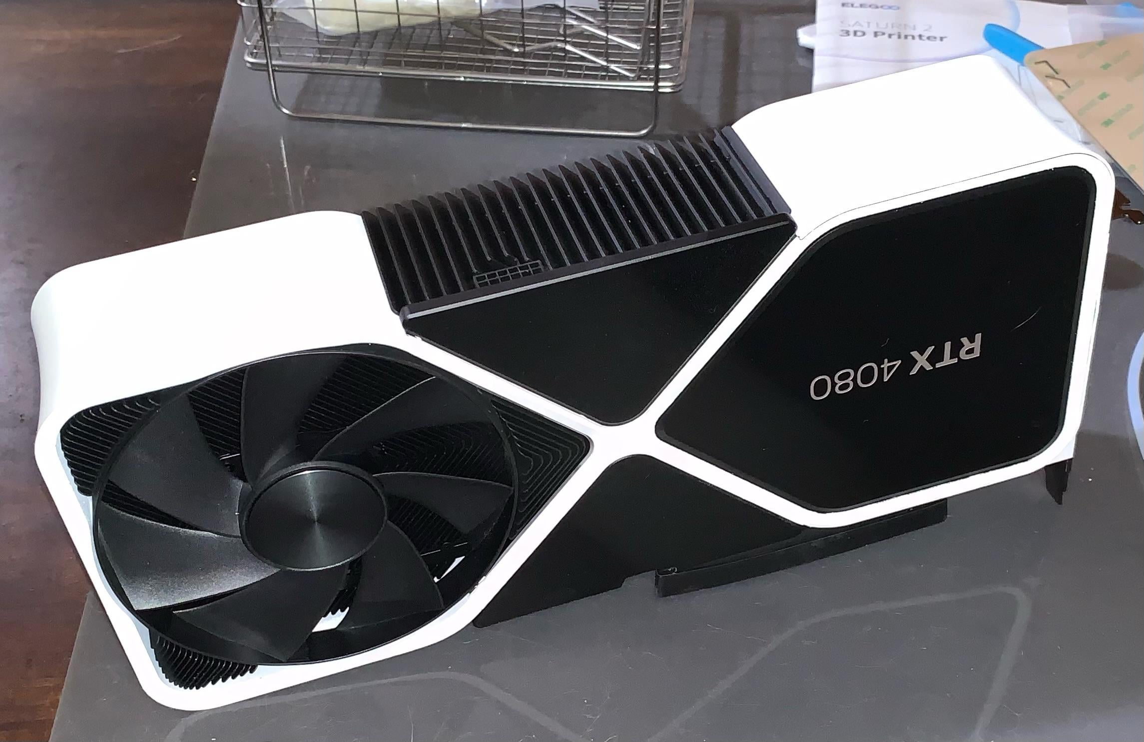 Someone Made NVIDIA's RTX 4080 Founders Edition In White 26