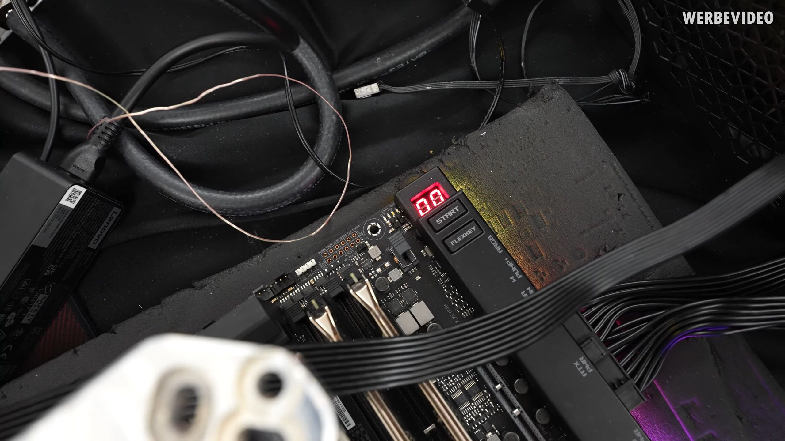 PSA: 1.55V Kills AMD Ryzen 9 7950X3D, As Overclocker Learned It The Hard Way