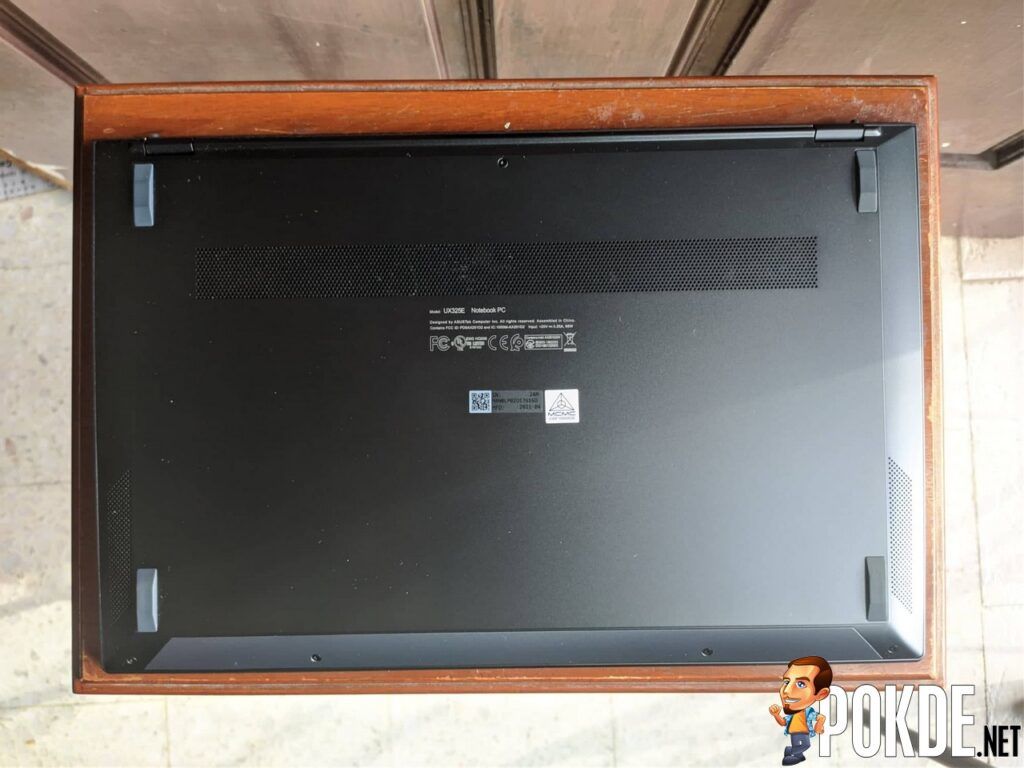 ASUS ZenBook 13 OLED (UX325) Review - Small but powerful - 20