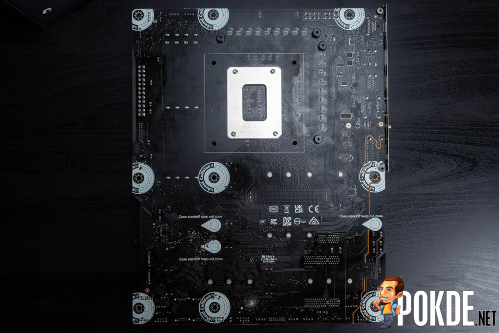 MSI MAG Z690 TOMAHAWK WIFI Review-11
