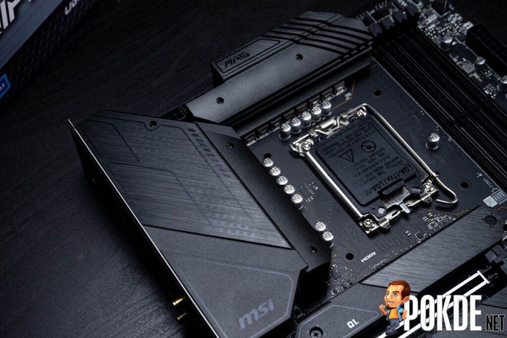 MSI MAG Z690 TOMAHAWK WIFI Review-19