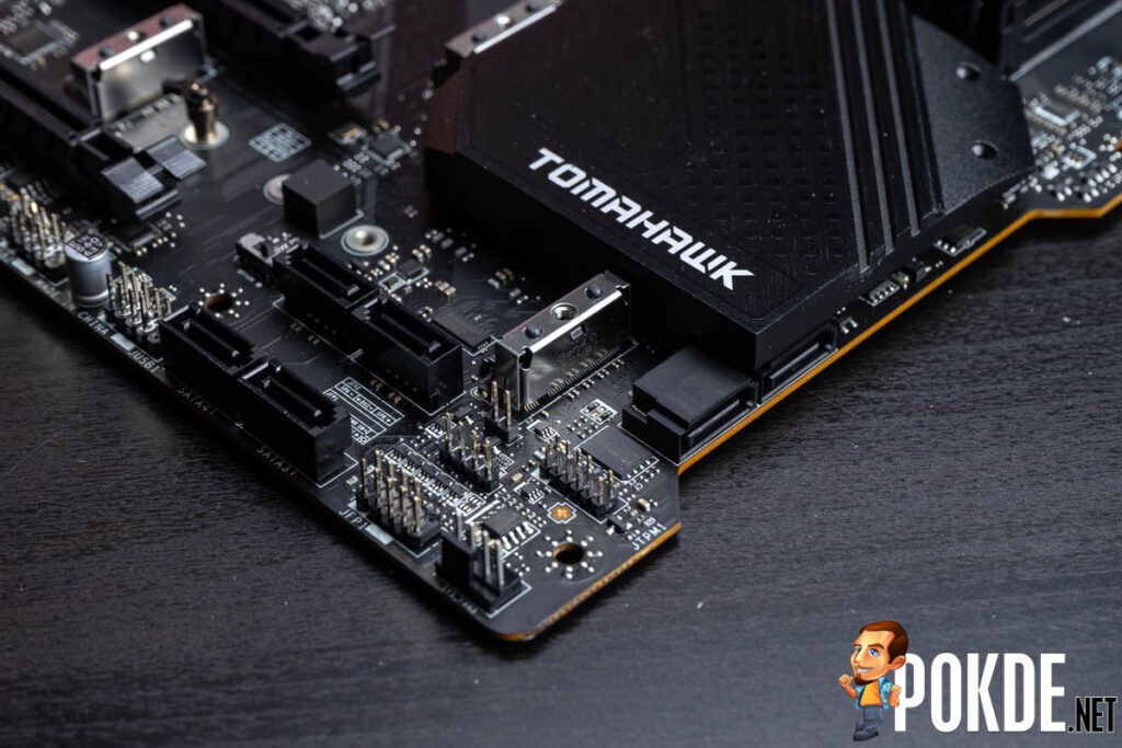 MSI MAG Z690 TOMAHAWK WIFI Review-9