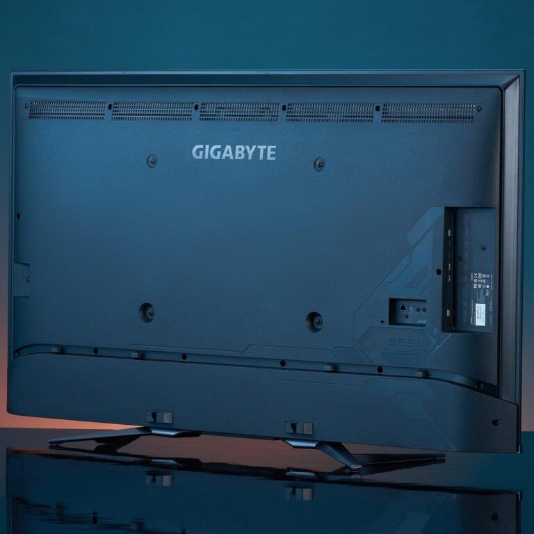 The GIGABYTE S55U is a Monstrous 55-inch 4K Gaming Monitor