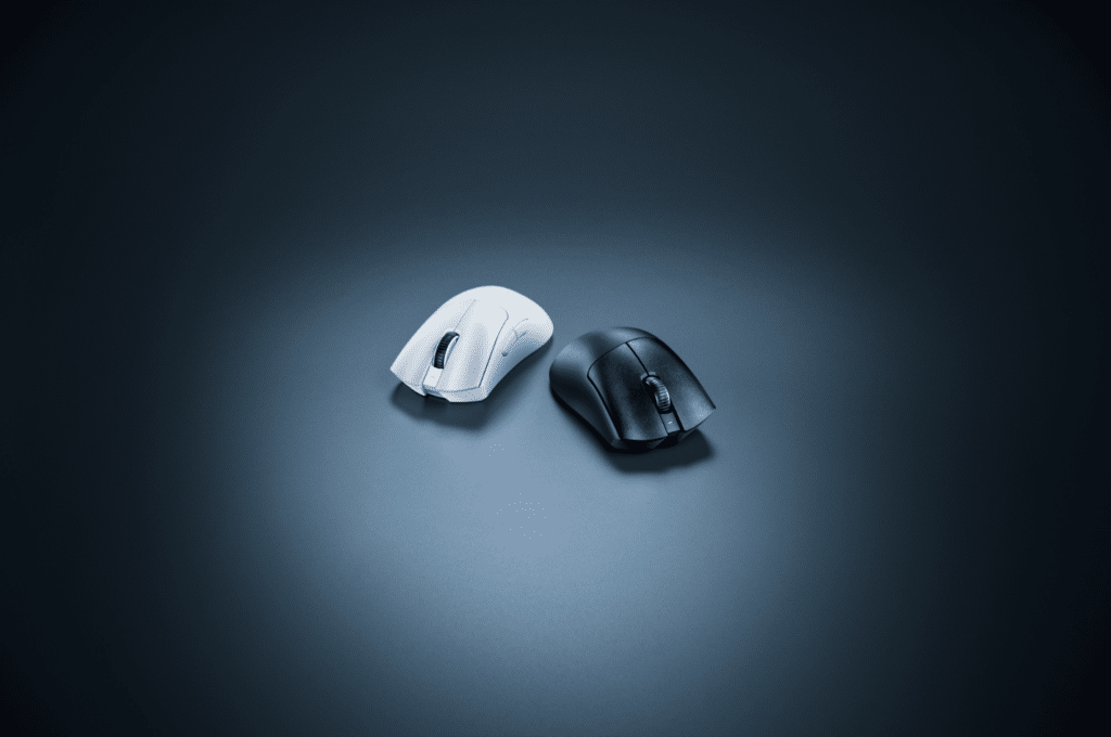 Razer Showcases The Brand-New Ultra-Lightweight DeathAdder V3 Pro