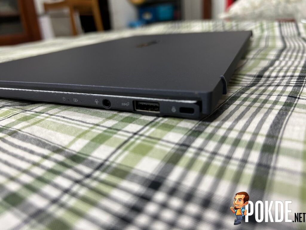 ASUS ExpertBook B9400 Review - Featherweight Champion - 29 ASUS ExpertBook B9400 Review -