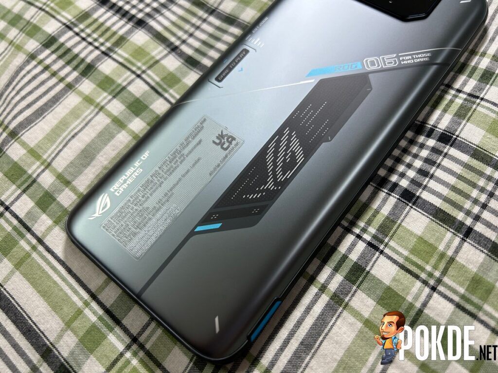 ASUS ROG Phone 6D Review - It's Great, But Why? - 27 ASUS ROG Phone 6D Review -